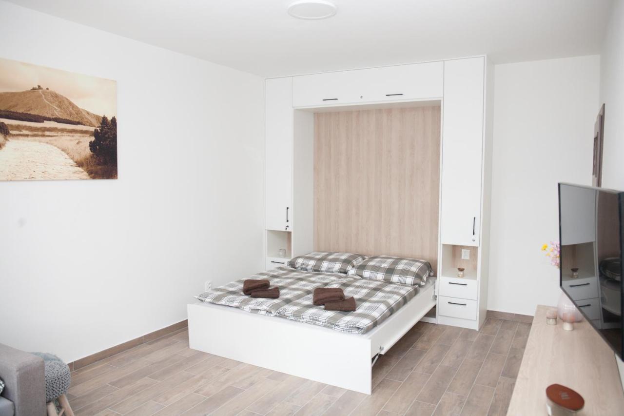 Apartman Horni Misecky J4 Buitenkant foto